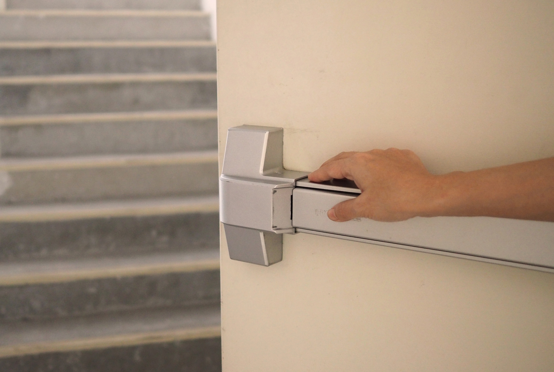 Qu’est-ce qu’une serrure anti-panique ?